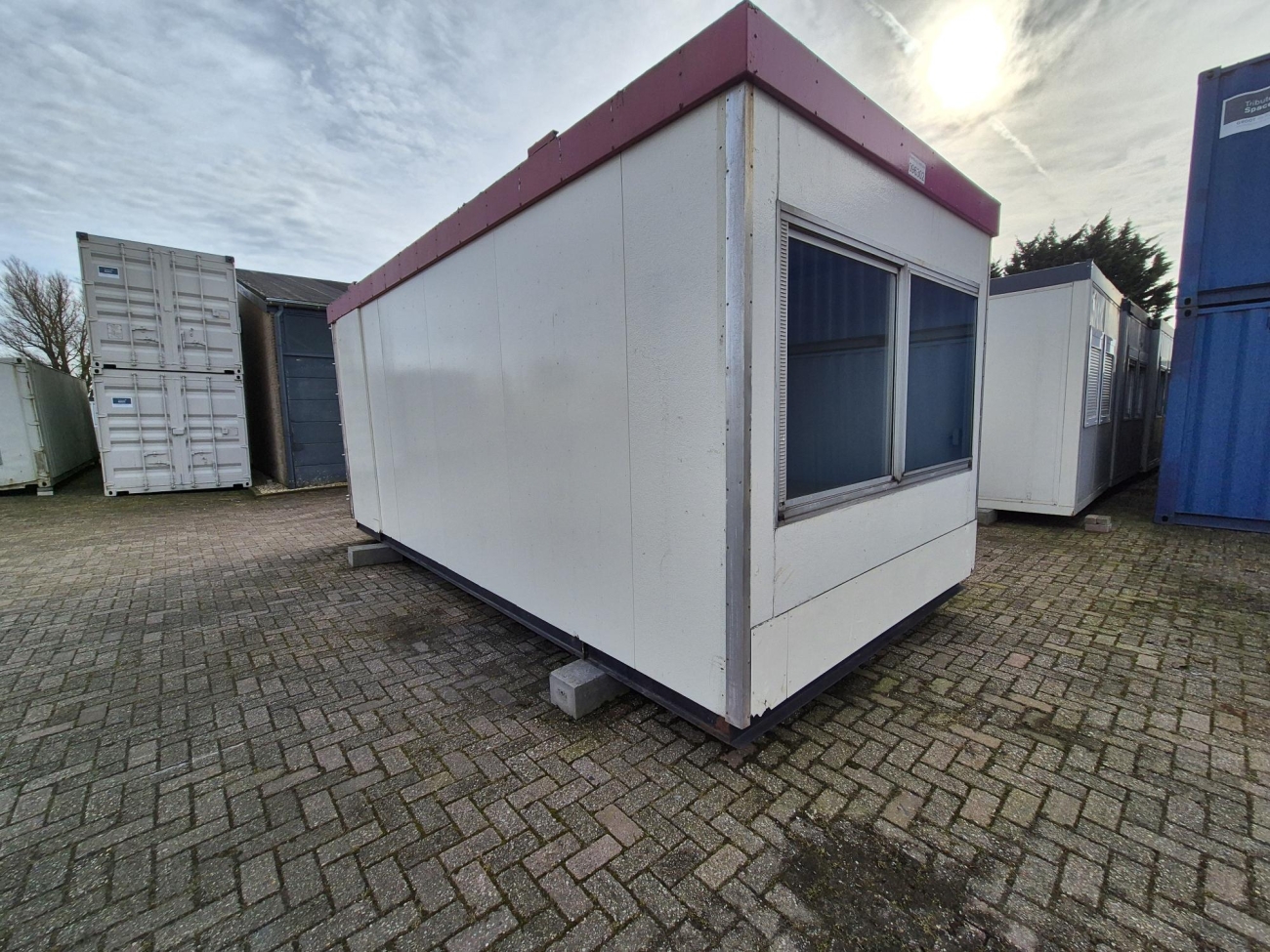 Bureelcontainer 6x3m. HS-1501